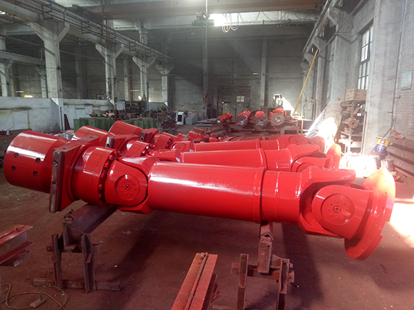 萊蕪鋼廠SWC550大型萬向聯(lián)軸器